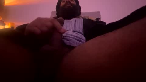 hangjball online show from December 1, 2025, 3:06 pm