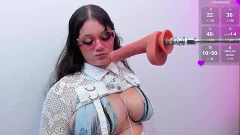 Ana online show from December 14, 2025, 8:35 pm