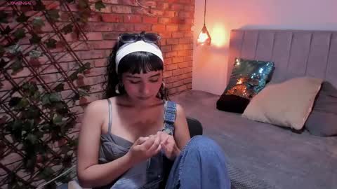 Hanna clark online show from May 5, 2026, 12:02 pm