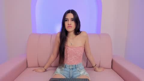 Snapshot of hanna_foxi chatting on July 4, 2026, 12:22 pm Hanna Foxi online show from July 4, 2026, 12:22 pm