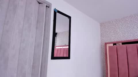  H A N N A  online show from November 13, 2025, 7:46 pm