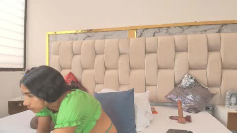 Hanna lens online show from April 16, 2026, 7:47 pm