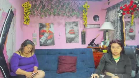 Snapshot of hanna_mature01 chatting on April 25, 2026, 12:19 pm Hanna online show from April 25, 2026, 12:19 pm