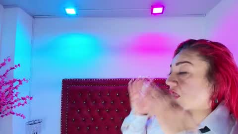 Hannah  online show from February 1, 2026, 11:31 am