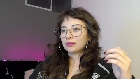 HannahHexx online show from April 15, 2026, 2:07 am