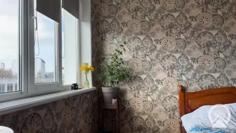 hannah levis  online show from March 1, 2025, 10:02 am