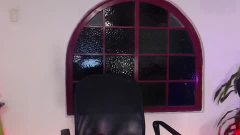 Snapshot of hannah_valhalla chatting on January 3, 2025, 3:49 am Hannah online show from January 3, 2025, 3:49 am