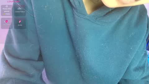 HannahBlue  online show from February 17, 2026, 12:23 pm