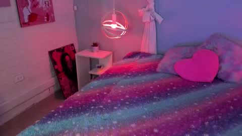 Snapshot of hannahpage chatting on November 5, 2025, 11:43 am Hannah online show from November 5, 2025, 11:43 am