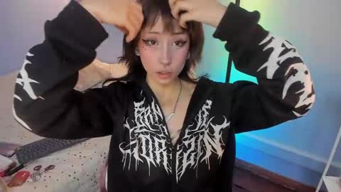 Snapshot of hannahpage chatting on March 19, 2026, 12:31 pm Hannah online show from March 19, 2026, 12:31 pm