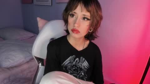 Snapshot of hannahpage chatting on April 29, 2026, 5:30 pm Hannah online show from April 29, 2026, 5:30 pm