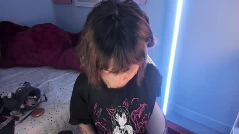 Snapshot of hannahpage chatting on May 8, 2026, 12:10 pm Hannah online show from May 8, 2026, 12:10 pm