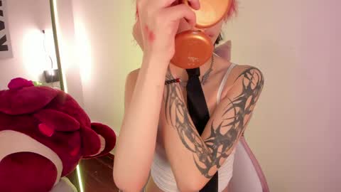 Snapshot of hannahpage chatting on May 23, 2026, 3:38 pm Hannah online show from May 23, 2026, 3:38 pm