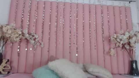 Hanna Venza online show from December 21, 2025, 12:45 pm