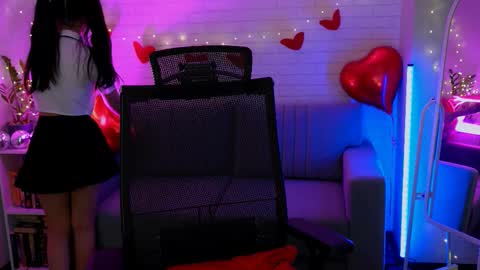 hannarosie online show from February 15, 2026, 5:42 pm