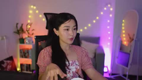 hannarosie online show from July 20, 2026, 4:42 pm