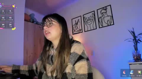 Snapshot of hannasofiax chatting on November 15, 2025, 7:21 pm hannasofia x Schedule 700 -1400GTM-5 online show from November 15, 2025, 7:21 pm