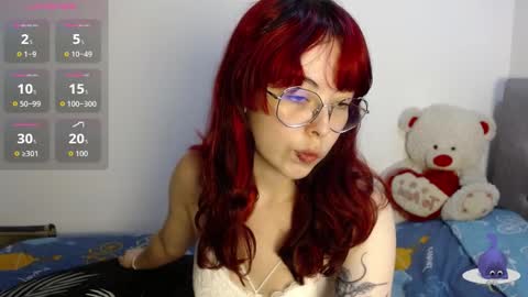 Snapshot of hanny_e chatting on December 17, 2025, 12:38 am hanny online show from December 17, 2025, 12:38 am