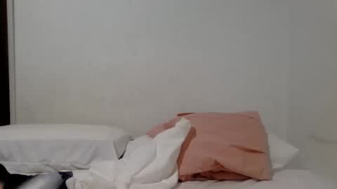 hanny online show from December 1, 2025, 1:32 am