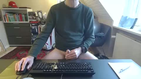 Snapshot of hanse_1 chatting on March 16, 2026, 7:23 am Hanse online show from March 16, 2026, 7:23 am