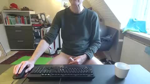 Snapshot of hanse_1 chatting on March 19, 2026, 7:01 am Hanse online show from March 19, 2026, 7:01 am