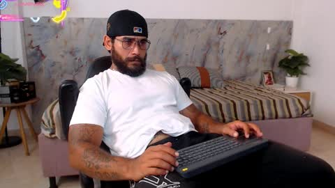 hanz_col online show from April 4, 2026, 1:26 am