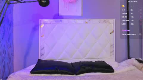 Hanzking01 online show from March 27, 2026, 5:02 am