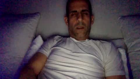 Snapshot of happy2334 chatting on January 18, 2026, 9:13 am skysky6969 online show from January 18, 2026, 9:13 am