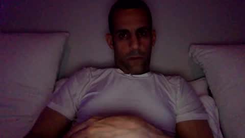Snapshot of happy2334 chatting on March 24, 2026, 2:33 pm skysky6969 online show from March 24, 2026, 2:33 pm