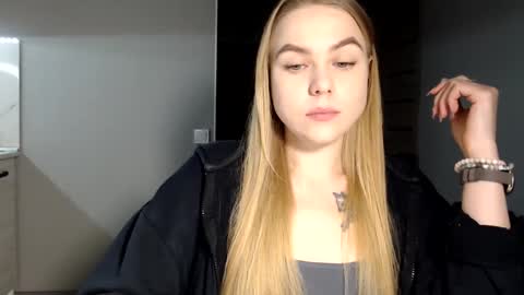 Snapshot of happy_fox_ chatting on February 17, 2025, 4:15 pm happy_fox_ online show from February 17, 2025, 4:15 pm