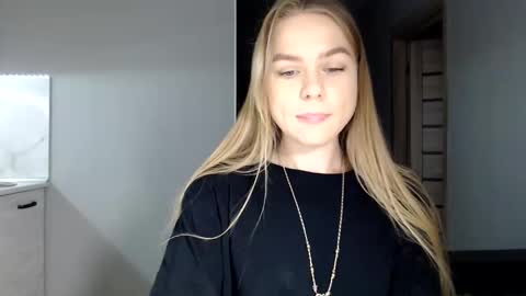 Snapshot of happy_fox_ chatting on December 2, 2025, 8:59 pm happy_fox_ online show from December 2, 2025, 8:59 pm