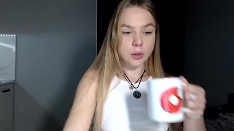 Snapshot of happy_fox_ chatting on February 18, 2026, 6:59 pm happy_fox_ online show from February 18, 2026, 6:59 pm