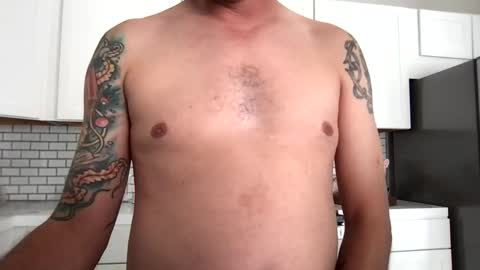 Snapshot of happycock04200 chatting on April 6, 2026, 10:33 pm happycock04200 online show from April 6, 2026, 10:33 pm