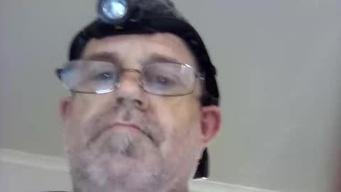 happydick69a online show from December 21, 2025, 9:33 pm