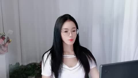 Daisy online show from April 2, 2026, 3:37 am