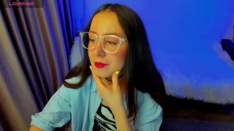 Stephanie online show from March 8, 2026, 7:28 pm