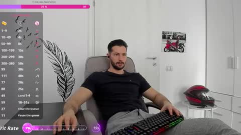 Snapshot of hard_chriss chatting on March 4, 2026, 6:52 am Hard Cock online show from March 4, 2026, 6:52 am