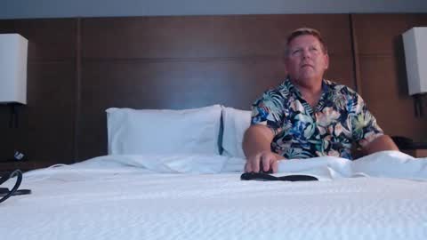 Snapshot of hardblondcouplehawaii chatting on December 5, 2025, 4:54 am Steele and Cassie online show from December 5, 2025, 4:54 am