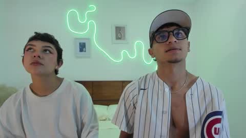 kade and demi independent models online show from February 10, 2026, 11:09 pm