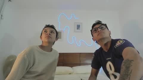 kade and demi independent models online show from February 26, 2026, 1:59 am