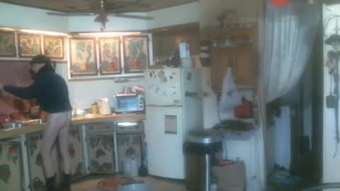 Snapshot of hardinhand44 chatting on January 9, 2025, 11:45 pm john nobles online show from January 9, 2025, 11:45 pm