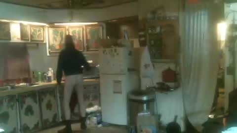 Snapshot of hardinhand44 chatting on January 30, 2025, 11:13 pm john nobles online show from January 30, 2025, 11:13 pm