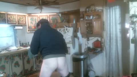 Snapshot of hardinhand44 chatting on February 8, 2025, 8:10 pm john nobles online show from February 8, 2025, 8:10 pm