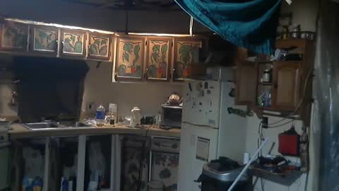 Snapshot of hardinhand44 chatting on October 3, 2025, 10:51 pm john nobles online show from October 3, 2025, 10:51 pm