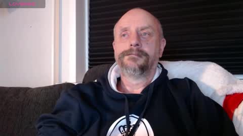 Snapshot of hardmrlazy chatting on December 27, 2024, 11:31 pm MrLazy online show from December 27, 2024, 11:31 pm