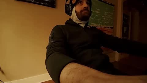 Snapshot of hardswtch chatting on October 12, 2025, 11:04 pm Tom online show from October 12, 2025, 11:04 pm