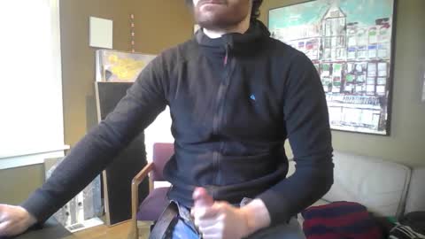 Snapshot of hardswtch chatting on March 6, 2026, 7:21 pm Tom online show from March 6, 2026, 7:21 pm