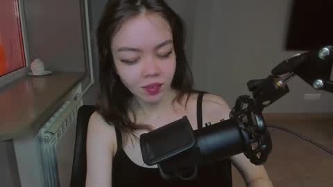 Snapshot of haribo_asmr chatting on February 20, 2025, 10:37 am Miss Hari online show from February 20, 2025, 10:37 am