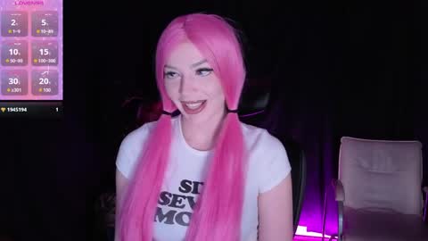 HARITA LOVEE online show from April 24, 2026, 8:55 pm