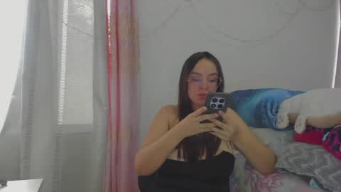 Snapshot of harleynapier chatting on June 2, 2026, 9:39 pm Natii online show from June 2, 2026, 9:39 pm